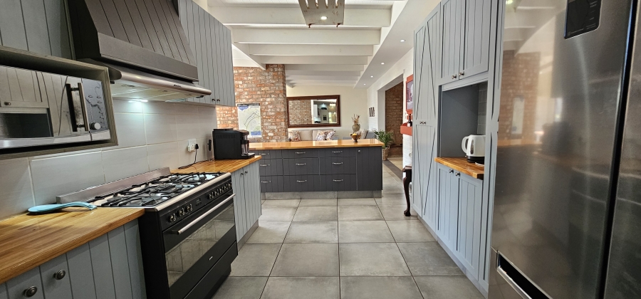 4 Bedroom Property for Sale in Swellendam Western Cape
